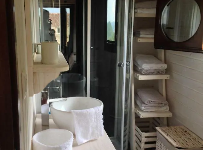 Venkovský dům La Roulotte Clerelu - Du Domaine Des Ramonets *